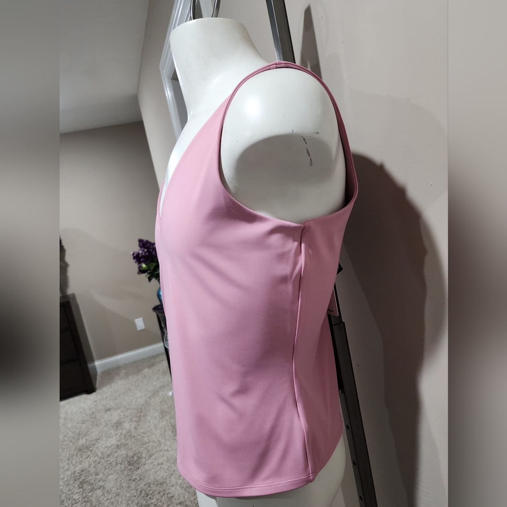 NWT Express Body Contour High Compression Double V-Neck Tank Size XL - Picture 4 of 11